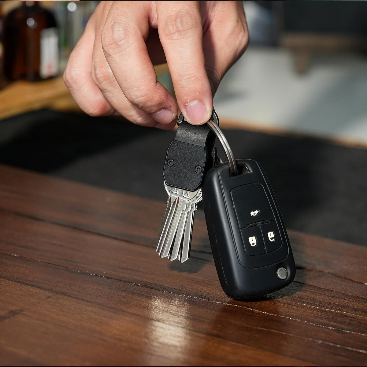 Metallic Key Organizer - Aluminum Key Organizer holder, Minimalist Innovative Keychain.