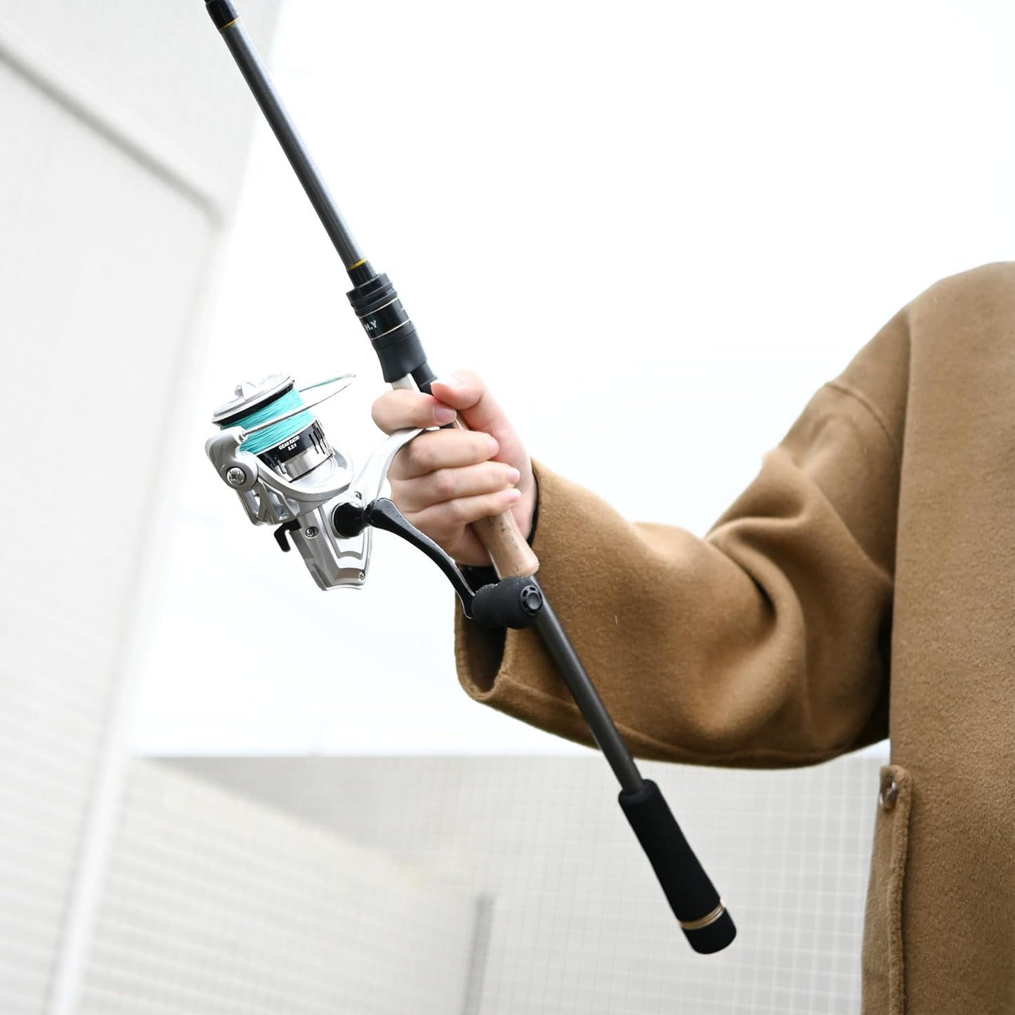 Travel Fishing Pole Combo， 4 Piece Carbon Fiber Spinning Rod Spinning Reel 7ft Braided Line Fishing Carrier Bag for Travel Saltwater Freshwater