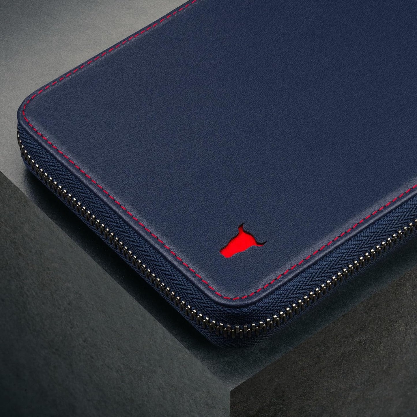 TORRO Travel Wallet – Genuine Leather Travel Organiser with Passport Holder and Detachable Cardholder