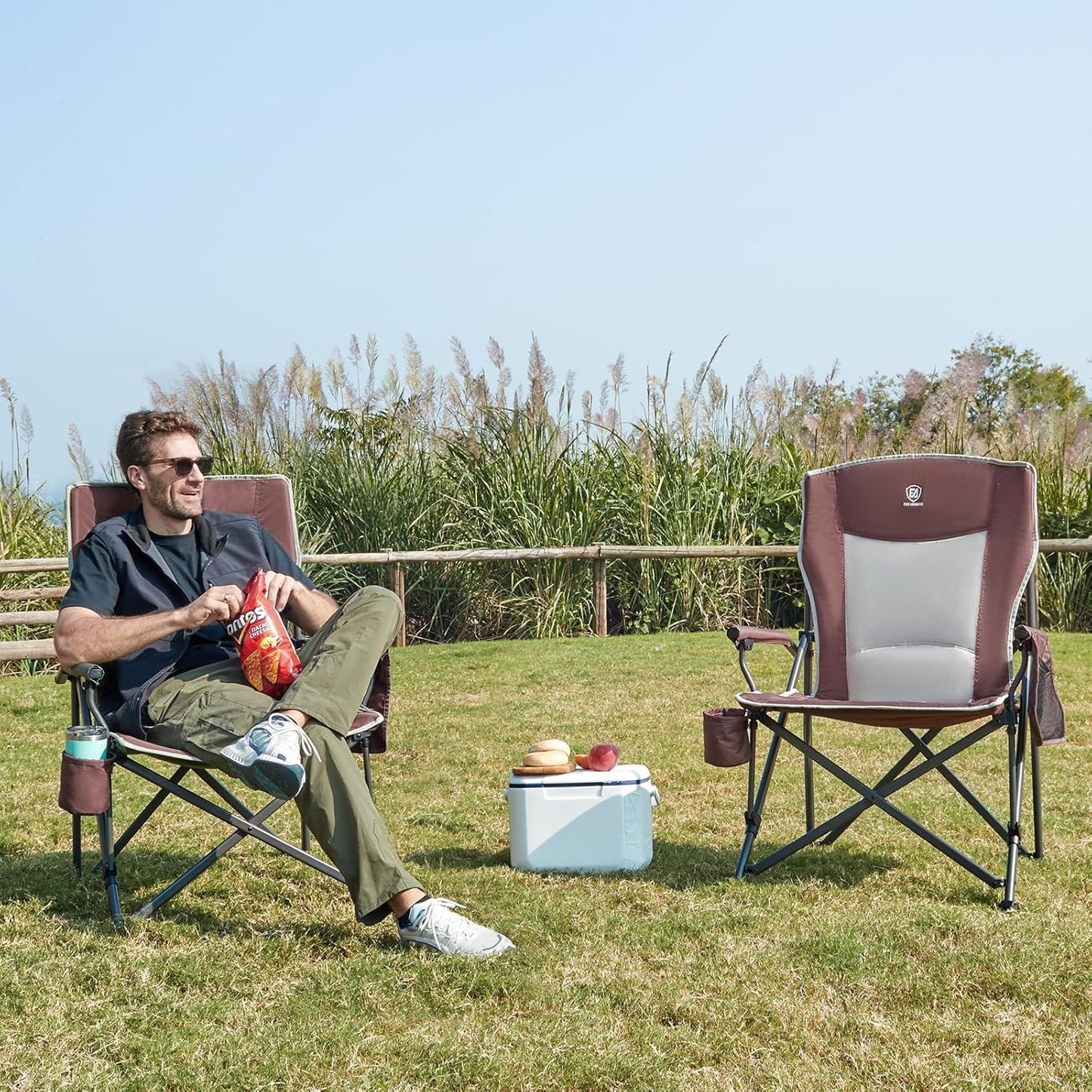 EVER ADVANCED Oversized Folding Camping Chair, for Adults Heavy Duty Lawn Chair with Side Pockets, Portable Collapsible Quad Chair for Outside, Support Up to 500lbs, Red